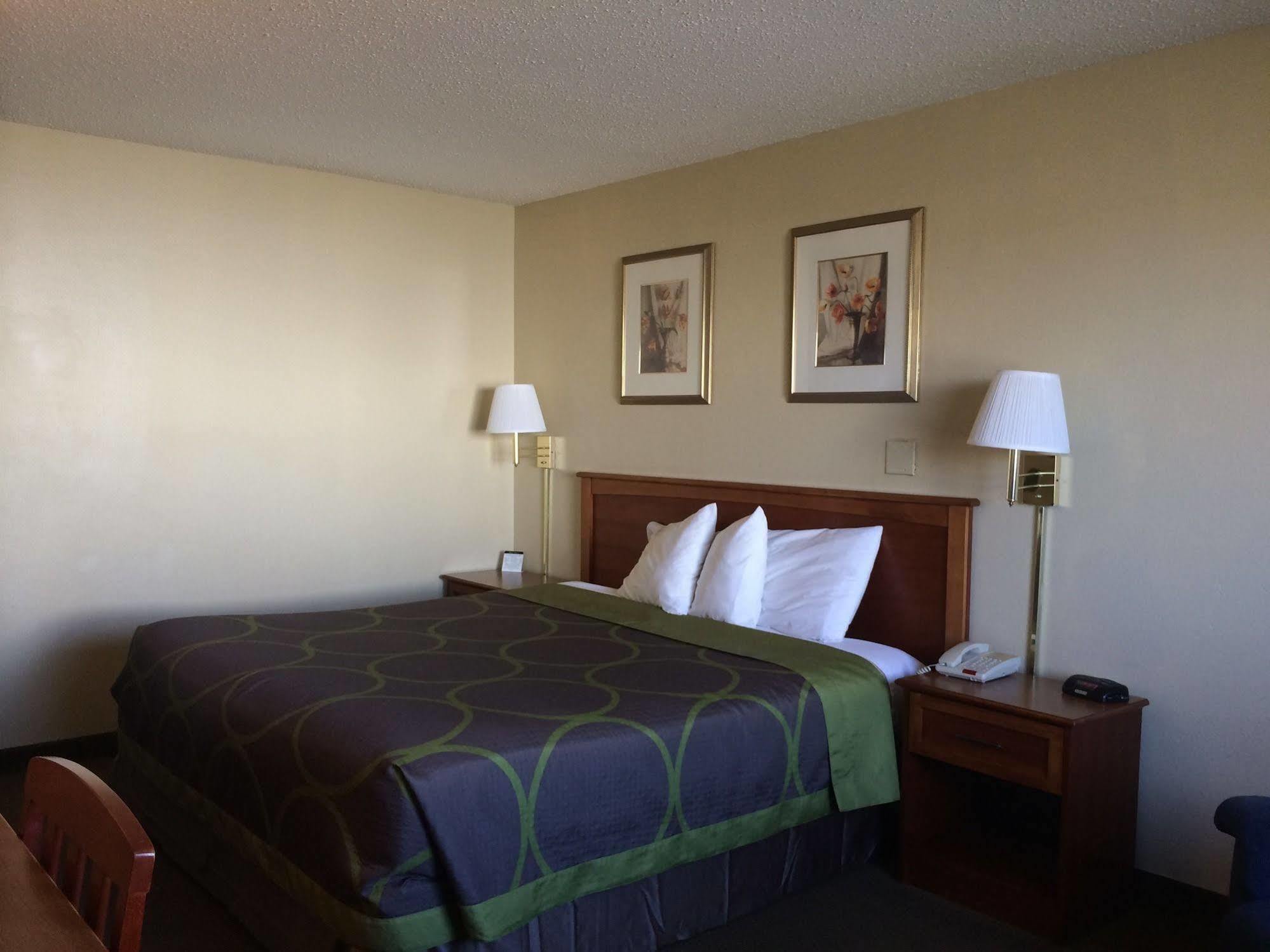 Hotel Super 8 By Wyndham Liberal Ks Extérieur photo
